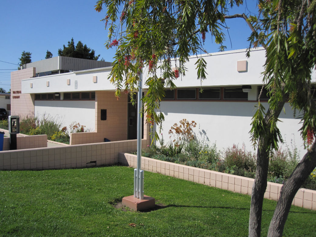 Walteria Library